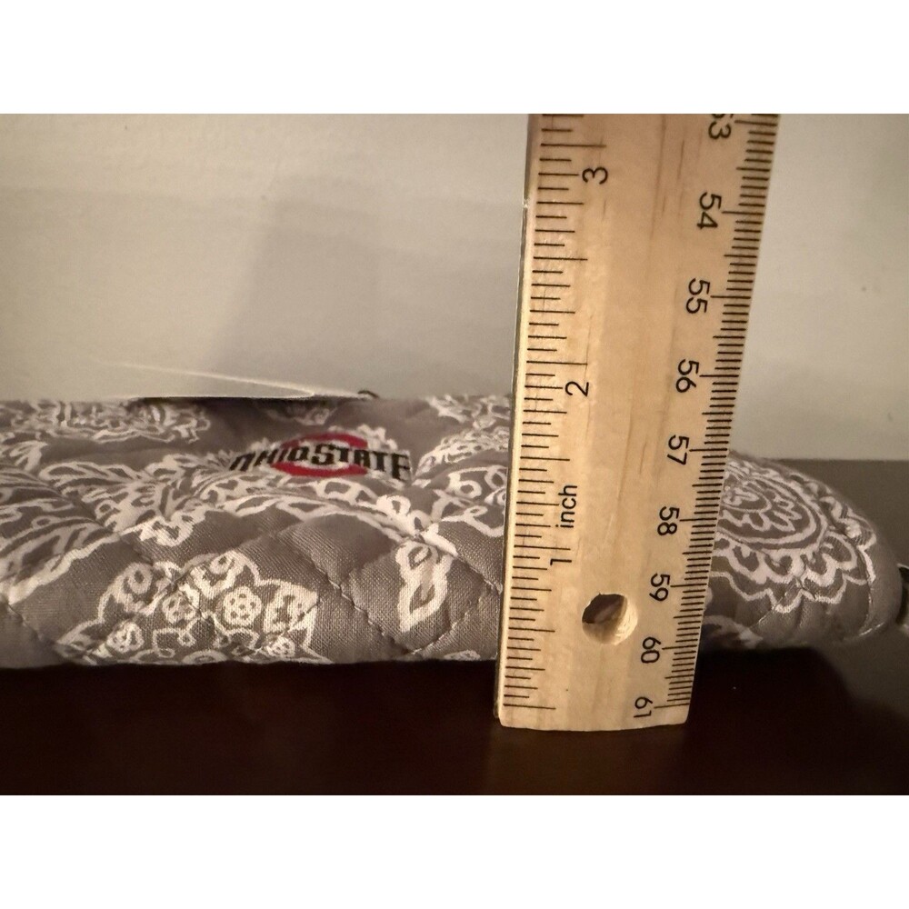Vera Bradley Ohio State Wristlet RFID Gray White Bandanna NEW - Picture 10 of 11